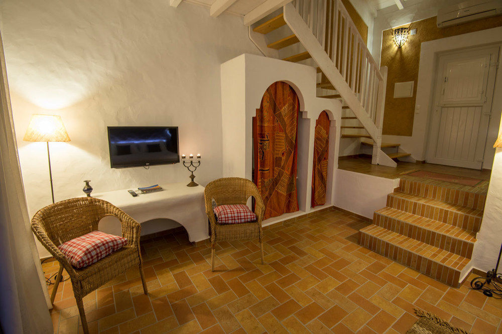Herdade Do Amarelo Nature & Spa Вила-Нова-де-Мильфонт Экстерьер фото